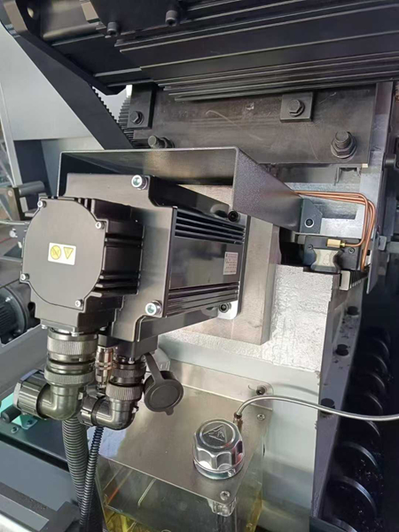 高精度圆锯机细节图